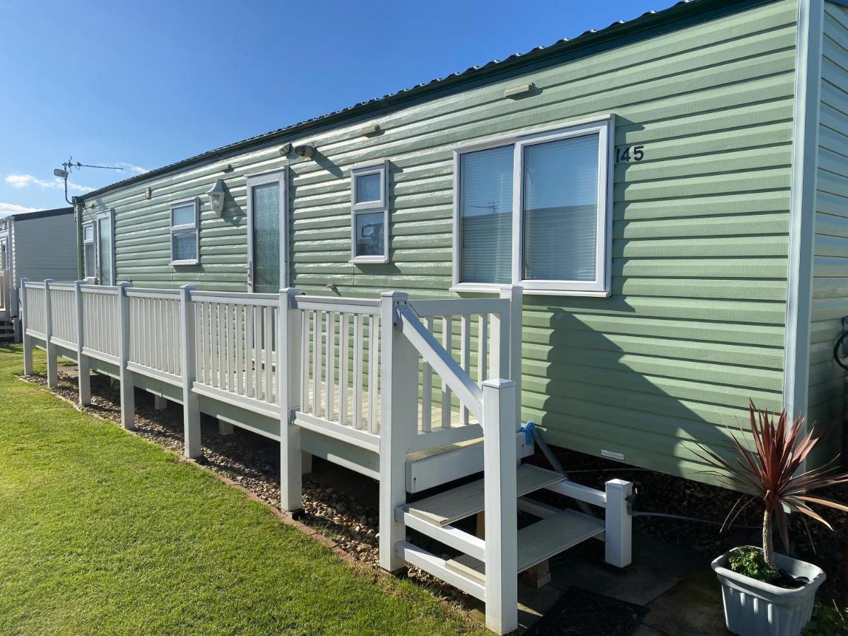 Seaview 145 - Pet Friendly, Bath And Close To Beach & Fantasy Island - Meadow Lakes Caravan & Lodge Hire Ingoldmells Eksteriør bilde